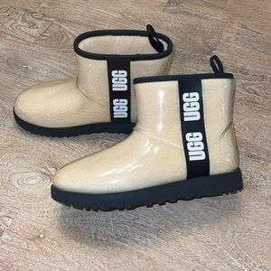 ugg classic clear mini